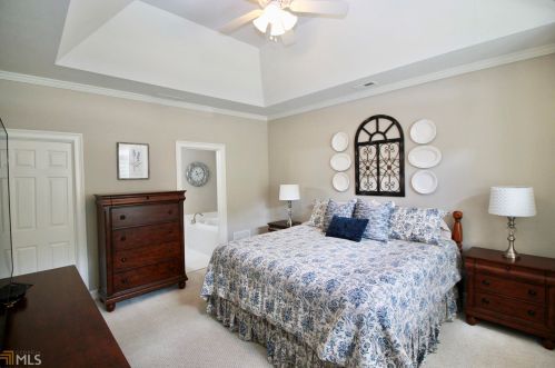 156 Wexford Ct, Stockbridge GA  30281-6306 exterior
