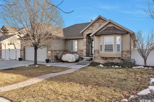 8313 Boulder Creek Rd, Taylorsville, UT 84081-1884