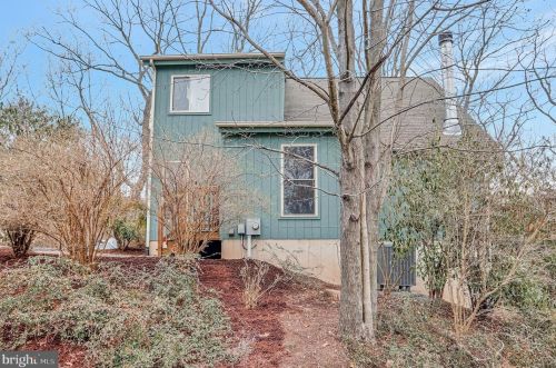 101 Wampum Ln, Hedgesville, WV 25427-6981