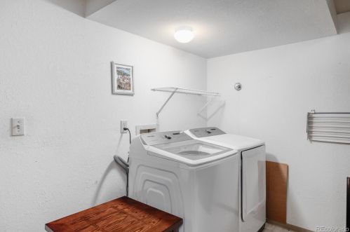 5008 Evanston St, Aurora CO 80014-3920 exterior