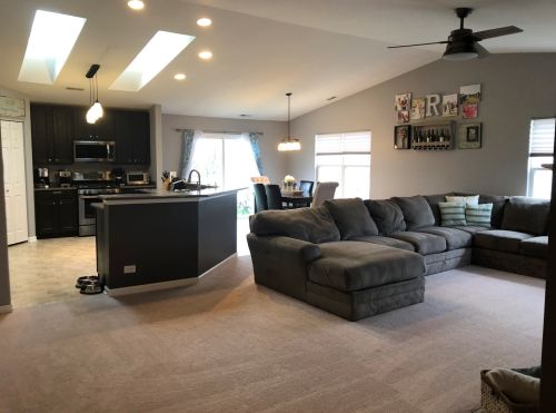 1552 Matthew Dr, Barrington Hills, IL 60102