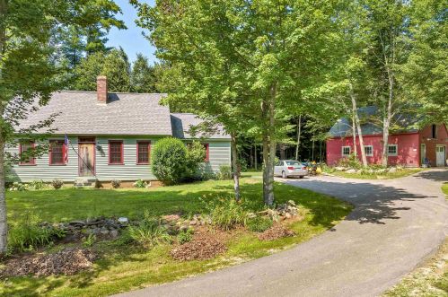 99 Clark Rd, Tilton, NH 03276-5418