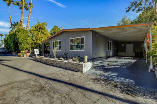 124 Valley Dr, Palm Springs, CA 92264-8318
