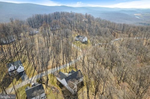 258 Speaks Ln, Harpers Ferry WV  25425 exterior