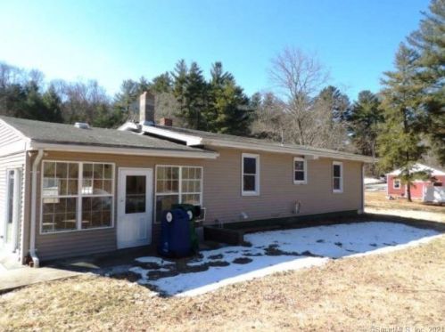 152 Valley Rd, Killingly, CT 06239-1532