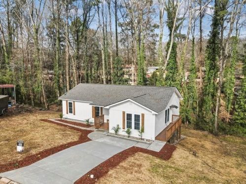 1563 Brannon Cir, Austell, GA