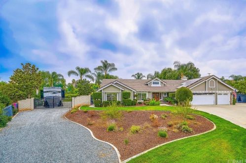 2537 Braden Pl, Riverside, CA 92503-6016