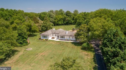 210 Brooke Dr, Fredericksburg, VA 22408-2004