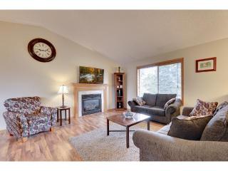4263 Welcome Ave, Minneapolis, MN 55422-1212