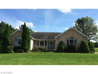 3089 Castle West Cir, Massillon, OH 44647-5294