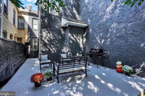 63 Howard Ave, Lancaster PA  17602-3634 exterior