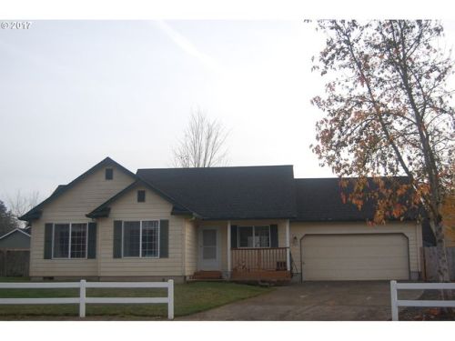 104 Tribbett Ct, Grand Island, OR 97114-7800
