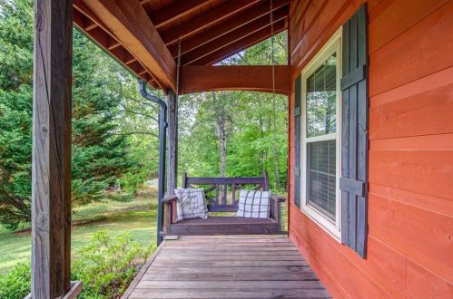 112 Nimblecrest Way, Dahlonega GA  30533-3701 exterior