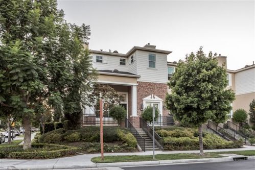 40 Honey Locust, Irvine, CA 92606-4505