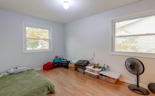 305 Lyons Dr, Lemont IL  60440-1852 exterior