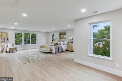 620 Mississippi Ave, Silver Spring MD 20910-5236 exterior