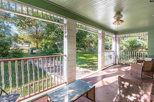 335 Pine Ridge Dr, Cayce-West Columbia, SC 29172-1726