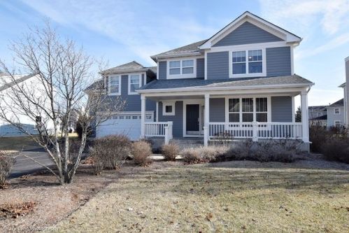 626 Sennett St, Batavia, IL 60510-7720