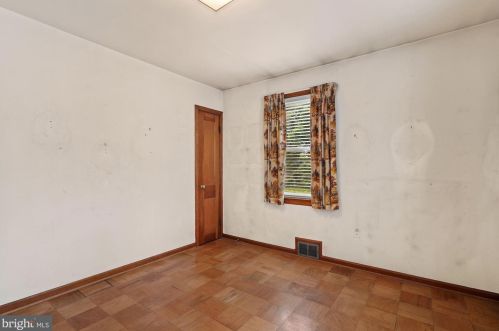 605 Rosemere Ave, Silver Spring MD 20904-3021 exterior