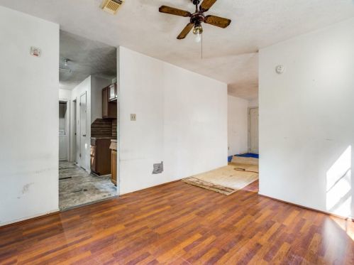 10538 Newton Cir, Conroe TX  77303-3238 exterior