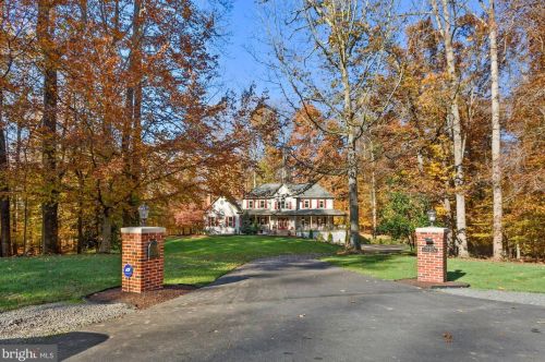 12421 Clifton Hunt Dr, Clifton, VA 20124-2047