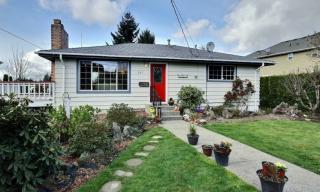 563 Orcas Ave, Seattle, WA 98059-6345