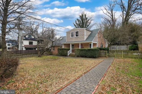 9711 Caney Pl, Silver Spring, MD 20910-1108