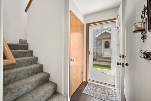 1951 Waters Edge Dr, Minooka, IL 60447-8269