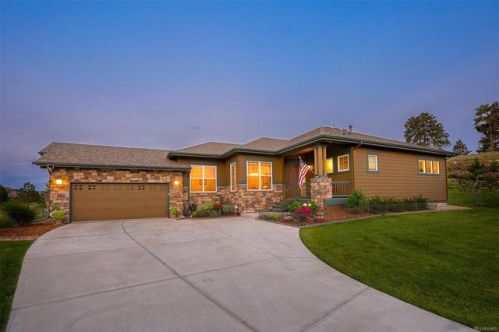 23970 Easter Pl, Denver, CO 80016-4324