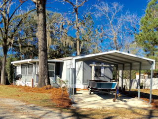 804 Grays Landing Rd, Uvalda, GA 30473-3606