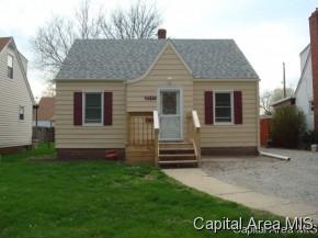 2545 5th St, Springfield, IL 62702-1737