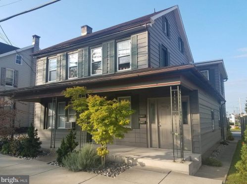 1408 Main St, Ephrata, PA 17522-1314