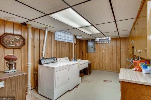 1262 James Ave, Saint Paul MN  55105-2946 exterior