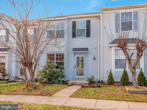 1981 Partree Ct, Woodbridge, VA 22191-3411