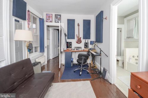 113 Walnut St, Lancaster PA  17602-2451 exterior