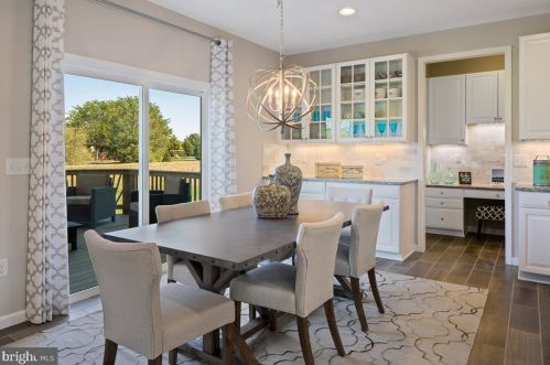 43 Winifred Dr, Hanover PA 17331 exterior