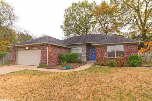 2755 Summerset Dr, Conway, AR 72034-2938
