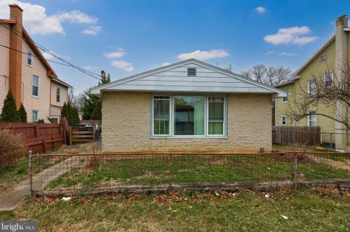 531 Bessemer St, Harrisburg, PA 17113-1853