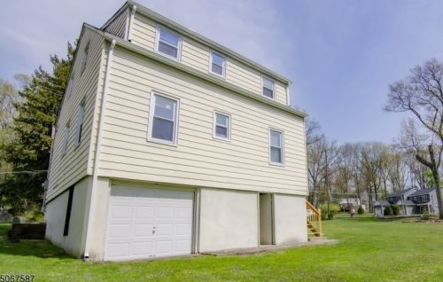 5 Harvey Ter, Dover NJ  07869-4104 exterior