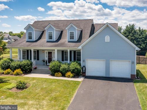 105 Pebble Beach Cir, Charles Town, WV 25414-4076