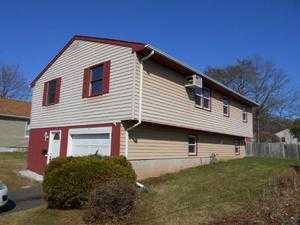 41 Clearview Ave, Meriden, CT 06450-6413