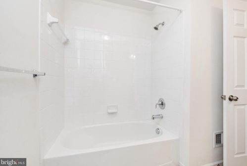 665 English Ivy Way, Aberdeen MD  21001-2672 exterior