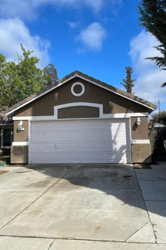 605 Sunnyhill Dr, Turlock, CA 95382-9630