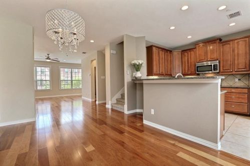 7814 Liverpool Ln, Irving TX 75063-3506 exterior