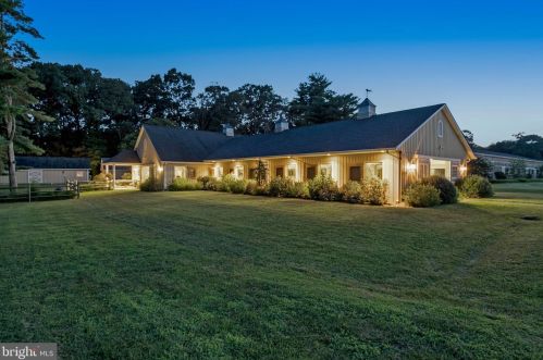 2874 Patuxent Riv Rd, Davidsonville MD 21035-2237 exterior