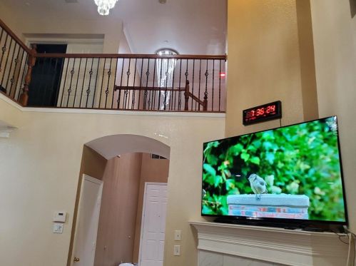 556 Silver Maple Dr, Irving TX  75063-4209 exterior