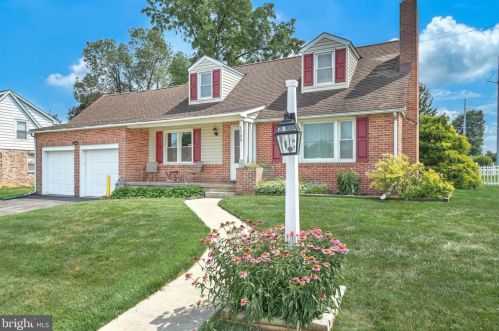 1100 Ruxton Rd, York, PA 17403-3036
