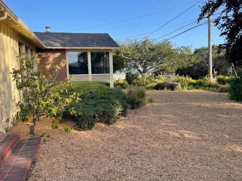 162 Amesti Rd, Watsonville, CA 95076-1102