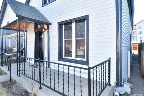 3233 Marion St, Denver CO  80205-3951 exterior