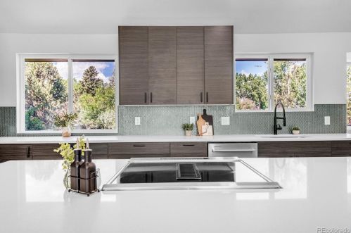 6243 Niagara Way, Englewood CO 80111-4443 exterior